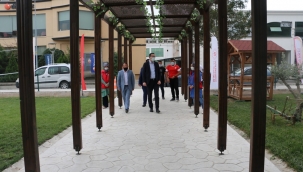 Daire Başkanı Karkınçam  Hendek  Gençlik Merkezlerini Ziyaret Etti