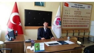 Muhtar Ogün Gülmez'den Bizim Vekillerimiz Neden Halk Arasında Değil Çıkışı 
