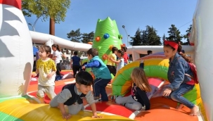 Hendek Belediyesi Çocuk Şenliği Kapılarını Açtı