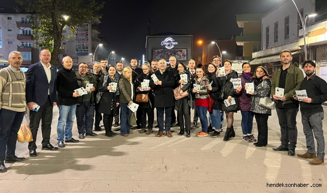 İYİ Parti Adapazarı İlçe Başkanlığından gece çalışması