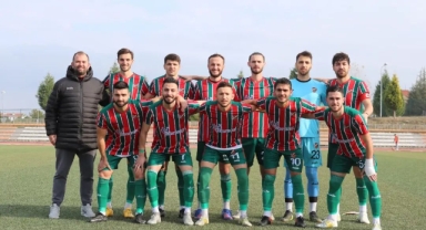 Hendek Dereköyspor Vefaspor Hazırlıklarını Sürdürüyor 