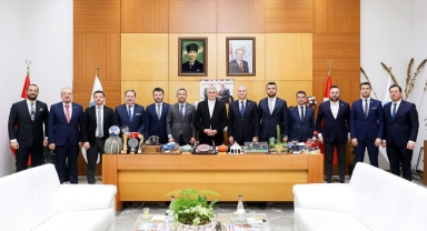 Başkan  Ekrem Yüce, SATSO heyetini ağırladı: Hepimiz Sakarya için varız