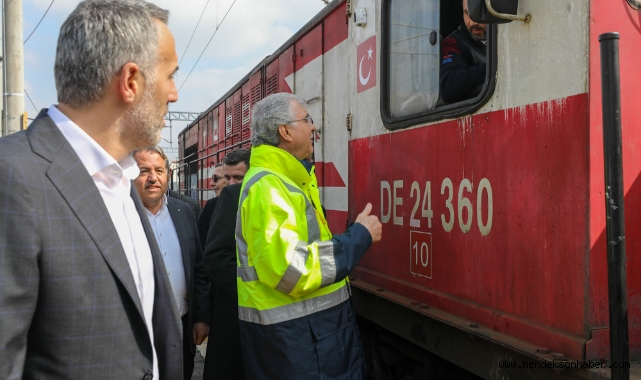 44 konteyner daha Sakarya'dan yola çıktı: "Yaraları hep birlikte saracağız"