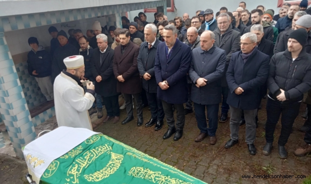 Aziz Çakır Dualarla Defnedildi.