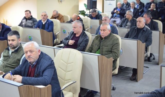HENDEK MECLİSİNDE BURDAN TRİBÜNLERE OYNAMANIN ANLAMI YOK ÇIKIŞI