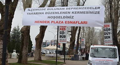 Hendek Plaza Esnafı Tarafından Depremzedeler İçin Düzenlenen Kermese Yoğun  İlgi.