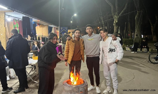HENDEK RAMAZAN ÇARŞISINA YOĞUN İLGİ 