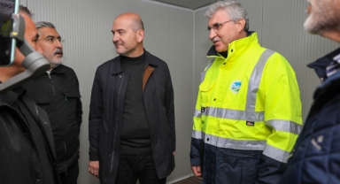 İçişleri Bakanı Soylu İskenderun'daki konteyner kentte: "Başkanım başladığı işi bitirir"