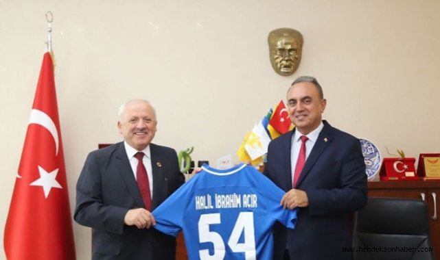 Hendekspor Kulüp Başkanı Bahadır'dan Kaymakam Acır'a ziyaret