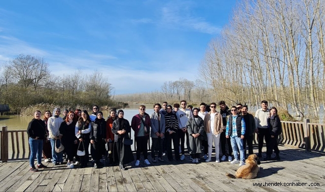 Büyükşehir’den öğrencilere turizm gezisi 