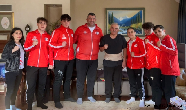 SAKARYA MİLLETVEKİLİ ALİ İNCİ’YE MUAY THAİ SPORCULARINDAN ZİYARET