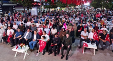 Akyazı 15 Temmuz’da meydanlardaydı