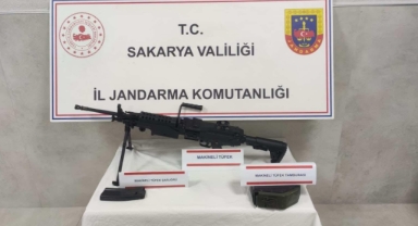 Jandarmadan Operasyon  Uzun namlulu makineli tüfeği satmaya çalışırken yakalandı