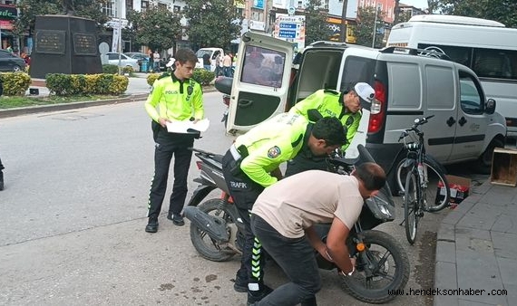 Hendek Emniyetten motosiklet sürücülerine denetim