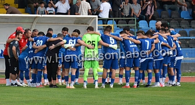 Hendek'te Gol Sesi Çıkmadı 10 Kişiyle Bu Kadar