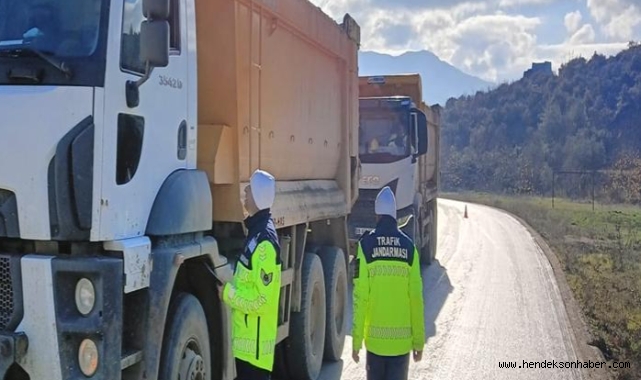 Sakarya Jandarma denetimlerine hız kesmeden devam ediyor 