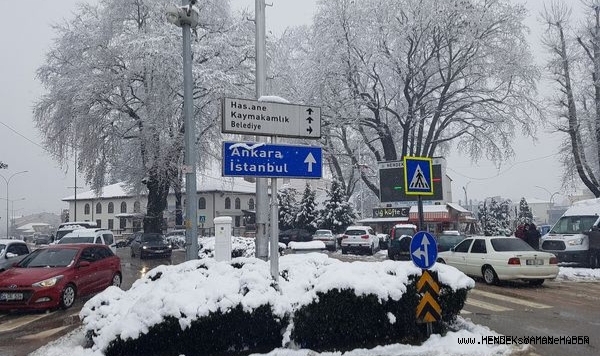 Hendek’te okullara iki gün Kar tatili