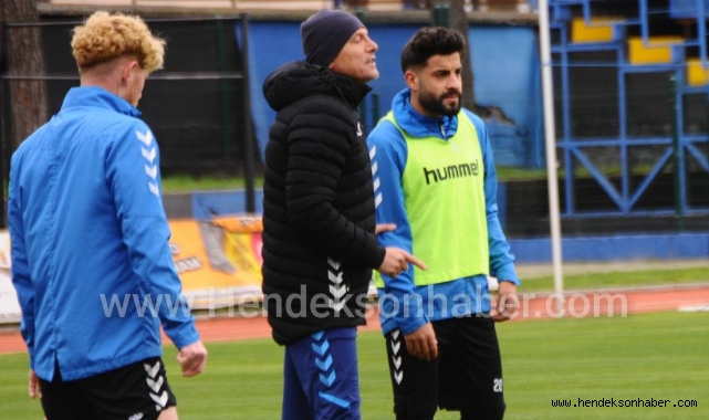 Hendekspor'da Karasuspor Mesaisi Sürüyor