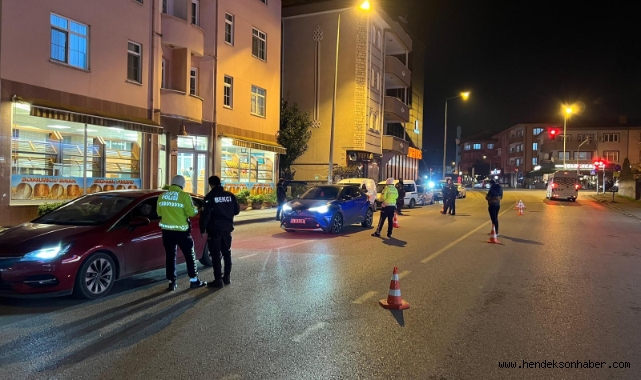 Hendek'te  Emniyet Ve Jandarmadan Huzur Denetimi