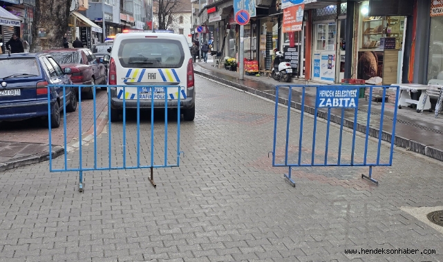 Araç Sürücüleri  Bu Yollara Dikkat! ​Trafik Akışı Gece Yarısı Duruyor