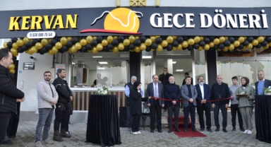 ​HENDEK’TE LEZZETİN YENİ ADRESİ: KERVAN GECE DÖNERİ AÇILDI