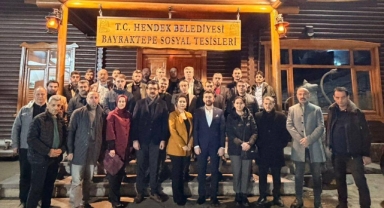 ​A Parti Hendek'te Sahaya İniyor: Bayraktepe'de Birlik Gecesi!