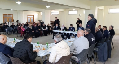 Hendek’te ​Devlet ve Vatandaş Akova’da Bir Araya Geldi  Sorunlar Yerinde Dinlendi