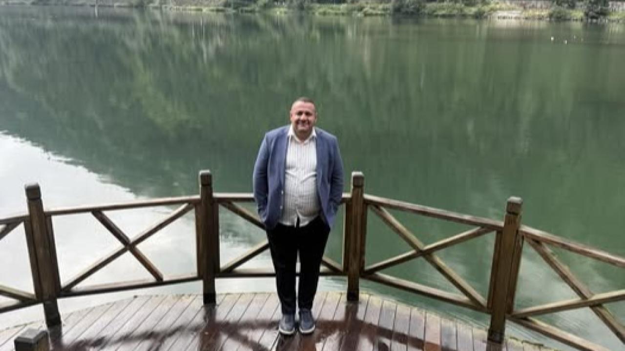 Ahmet Der Ramazan Bayramını Kutladı
