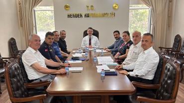 Hendek’te YKS Öncesi Koordinasyon Kurulu Toplandı.