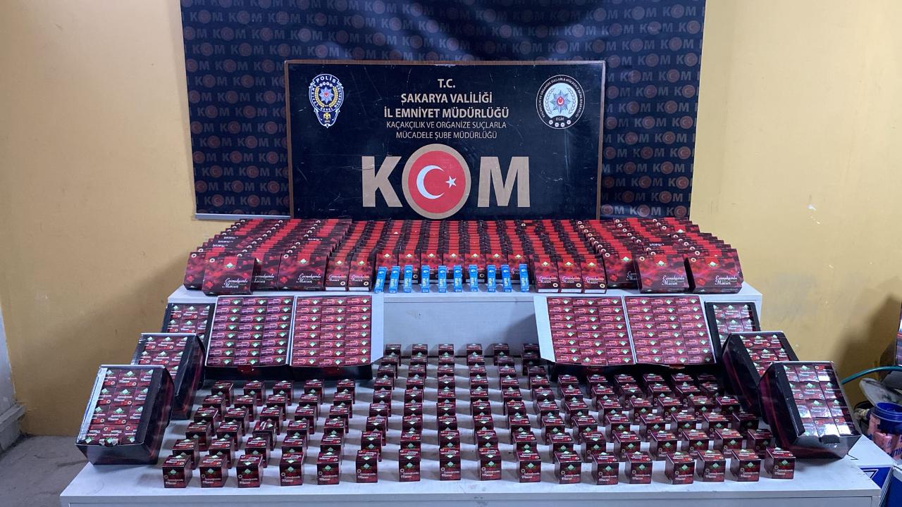 iki ilçede 3 ayrı kaçakçılık operasyonu: 3 gözaltı