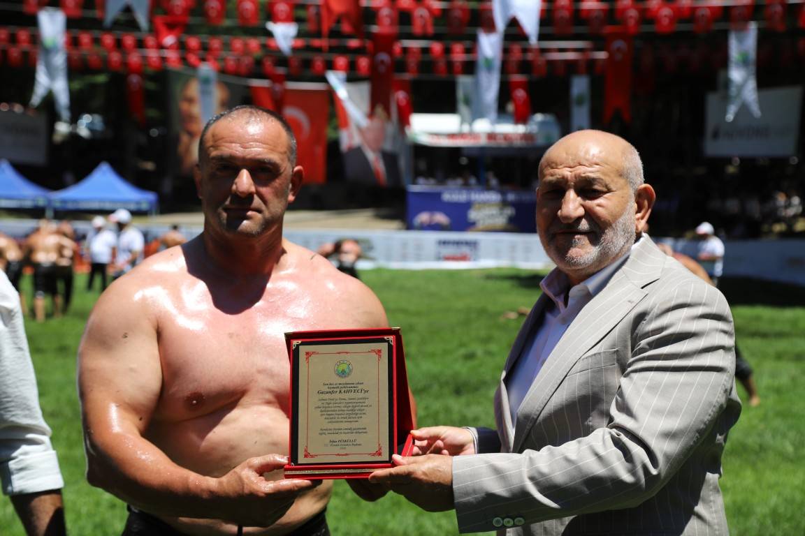 22. SELMAN DEDE ER MEYDANINDA ZİRVE YİNE SERDAR YILDIRIM’IN