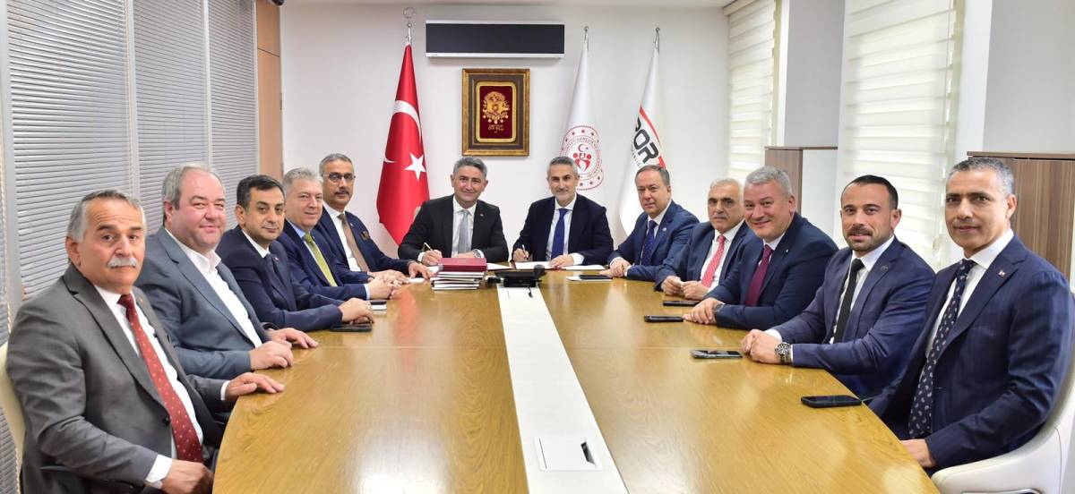 ALİ İNCİ DUYURDU: DÖRT İLÇEYE SPOR VE GENÇLİK YATIRIMI