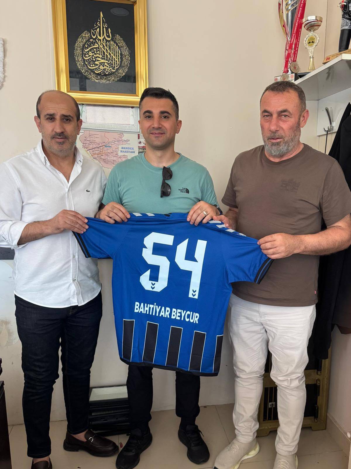 Hendekspor’dan İlçe Jandarma Komutanı Beycur’a Veda Ziyareti
